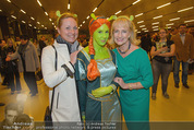 Shrek Premiere - Wiener Stadthalle - Di 17.03.2015 - Dagmar SCHELLENBERGER, Dagmar KOLLER, Shrekfigur8