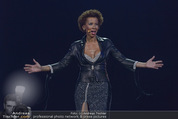 Amadeus - Die Show - Volkstheater - So 29.03.2015 - Arabella KIESBAUER139