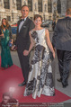 Romy Gala 2015 - Red Carpet - Hofburg - Sa 25.04.2015 - Julia CENCIG mit Begleitung38