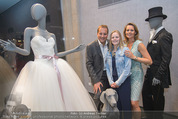 Opening - Vera Wang Steinecker - Di 05.05.2015 - Gottfried und Petra STEINECKER mit Nichte Laura89