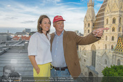 Peschev Kollektionspräsentation - Penthouse am Stephansplatz - Di 16.06.2015 - Niki LAUDA mit Ehefrau Birgit117