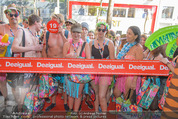 Seminaked - Desigual - Mi 17.06.2015 - Start, Einlass, Shoppingbeginn, Sturm aufs Geschft75