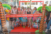 Seminaked - Desigual - Mi 17.06.2015 - Start, Einlass, Shoppingbeginn, Sturm aufs Geschft76