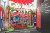 Seminaked - Desigual - Mi 17.06.2015 - Start, Einlass, Shoppingbeginn, Sturm aufs Geschft77