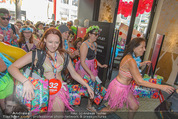 Seminaked - Desigual - Mi 17.06.2015 - Start, Einlass, Shoppingbeginn, Sturm aufs Geschft82