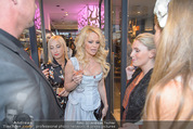Pamela Anderson Shoppingtour - Innenstadt Wien - Do 18.06.2015 - Pamela ANDERSON bei Weisz13