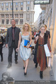 Pamela Anderson Shoppingtour - Innenstadt Wien - Do 18.06.2015 - Pamela ANDERSON87