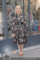 Pamela Anderson Shoppingtour - Innenstadt Wien - Do 18.06.2015 - Frances TYLER94