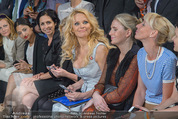 Liska Modenschau mit Pamela Anderson - ErsteBank Lounge - Do 18.06.2015 - Pamela ANDERSON20