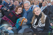 Don Camillo und Peppone - Stockerau - Mi 24.06.2015 - Nina BLUM mit Eltern Wolfgang und Krista SCHSSEL36