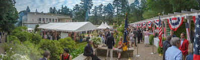 Empfang zum Independence Day - Restidenz der US Botschaft - Di 30.06.2015 - bersichtsfoto, Gste, Gartenfest, Feier, Sommerfest7