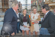 Eine Nacht in Venedig Premiere - Seebühne Mörbisch - Do 09.07.2015 - Norbert DARABOS, Edi FINGER, Erika SUESS mit Tochter Katarina87