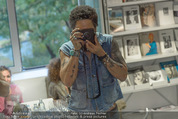Lenny Kravitz - Flash - Galerie Ostlicht - Mo 10.08.2015 - Lenny KRAVITZ fotografiert mit Leica Kamera47