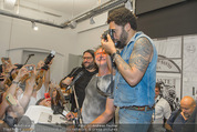 Lenny Kravitz - Flash - Galerie Ostlicht - Mo 10.08.2015 - Lenny KRAVITZ fotografiert mit Leica Kamera68
