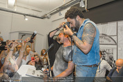 Lenny Kravitz - Flash - Galerie Ostlicht - Mo 10.08.2015 - Lenny KRAVITZ fotografiert mit Leica Kamera69