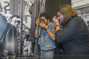 Lenny Kravitz - Flash - Galerie Ostlicht - Mo 10.08.2015 - Lenny KRAVITZ fotografiert mit Leica Kamera85