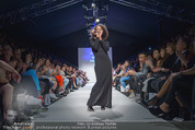 Vienna Fashion Week Finalshow - MQ Vienna Fashion Week Zelt - So 13.09.2015 - Emma LANFORD102