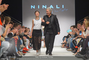 Vienna Fashion Week Finalshow - MQ Vienna Fashion Week Zelt - So 13.09.2015 - Nina KEPPLINGER, Mario SOLDO191