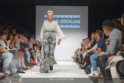 Vienna Fashion Week Finalshow - MQ Vienna Fashion Week Zelt - So 13.09.2015 - 52