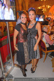 Almdudler Trachtenprächenball - Rathaus - Fr 25.09.2015 - Ela HIRSCHAL mit Tochter Noemi-Maddalena HIRSCHAL145