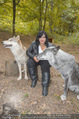 Wolf Experience - Wolfsgehege Ernstbrunn - Mi 30.09.2015 - Patricia STANIEK mit Wlfen, Wolf47