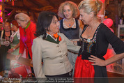 1. Wiener DamenWiesn - Wiener Wiesn Prater - Do 08.10.2015 - Regine SIXT, Michaela KLEIN141