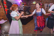 1. Wiener DamenWiesn - Wiener Wiesn Prater - Do 08.10.2015 - Eva PLZL und Inge KLINGOHR tanzen153