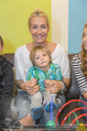 Sarah Connor Besuch - Ronald McDonald Kinderhilfehaus - Do 22.10.2015 - Sarah CONNOR mit Elias27