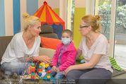 Sarah Connor Besuch - Ronald McDonald Kinderhilfehaus - Do 22.10.2015 - Sarah CONNOR38