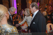 Look! Woman of the Year-Awards 2015 - Rathaus - Di 17.11.2015 - Sir Roger MOORE mit Ehefrau Lady Kristina145