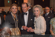 Look! Woman of the Year-Awards 2015 - Rathaus - Di 17.11.2015 - Farah DIBA PAHLAVI, Sir Roger MOORE mit Ehefrau Lady Kristina161