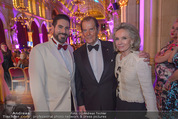 Look! Woman of the Year-Awards 2015 - Rathaus - Di 17.11.2015 - Clemens UNTERREINER, Sir Roger MOORE mit Ehefrau Lady Kristina325