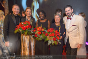 Look! Woman of the Year-Awards 2015 - Rathaus - Di 17.11.2015 - S BENEDETTER, Farah DIBA, Auma OBAMA, M FISCHER, C UNTERREINER365