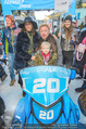 Formula Snow - Saalbach-Hinterglemm - Sa 05.12.2015 - Boris und Lilly BECKER mit Sohn Amadeus am Motorschlitten105