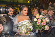 Anna Netrebko Hochzeit - Trauung - Palais Coburg - Di 29.12.2015 - Anna NETREBKO, Yusif EYVAZOV (Ehepaar)175