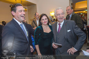 Dreigroschenoper Galavorstellung - Theater an der Wien - Sa 16.01.2016 - Peter HANKE mit Ehefrau, Harald SERAFIN24