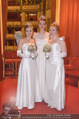 Opernball PK - Wiener Staatsoper - Di 19.01.2016 - Debdantinnen Patricia, Darina und Lisamarie54