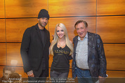 Ankunft Mr. Probz - Flughafen Wien Schwecht - Di 02.02.2016 - MR. PROBZ, Richard und Cathy LUGNER1