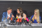 Brooke Shields PK - Lugner City - Mi 03.02.2016 - Brooke SHIELDS, Richard und Cathy LUGNER17