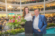 Brooke Shields PK - Lugner City - Mi 03.02.2016 - Brooke SHIELDS, Richard LUGNER39