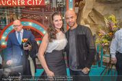 Brooke Shields PK - Lugner City - Mi 03.02.2016 - Brooke SHIELDS, Mr. PROBZ52