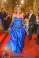 Opernball - Red Carpet - Staatsoper - Do 04.02.2016 - Maren GILZER, Clemens TRISCHLER129