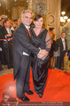 Opernball - Red Carpet - Staatsoper - Do 04.02.2016 - Werner und Martina FAYMANN138