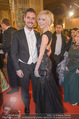 Opernball - Red Carpet - Staatsoper - Do 04.02.2016 - Andreas Andi MORAVEC mit Freundin Tanja154