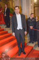 Opernball - Red Carpet - Staatsoper - Do 04.02.2016 - Claus TYLER41