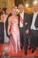 Opernball - Red Carpet - Staatsoper - Do 04.02.2016 - Martina und Werner FASSLABEND98