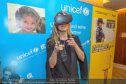 70 Jahre Unicef Pressefrühstück - Grand Hotel - Mi 24.02.2016 - Lilian KLEBOW mit 3D-Brille13