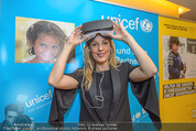 70 Jahre Unicef Pressefrühstück - Grand Hotel - Mi 24.02.2016 - Lilian KLEBOW mit 3D-Brille14