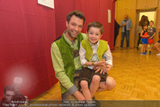 Charity Modenschau - Kulturhaus Hirtenberg - Sa 14.05.2016 - Jakob SEEBCK mit Sohn Sebastian83