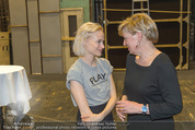 Nein zu krank und arm - Burgtheater - Fr 20.05.2016 - Mavie HRBIGER, Karin BERGMANN43